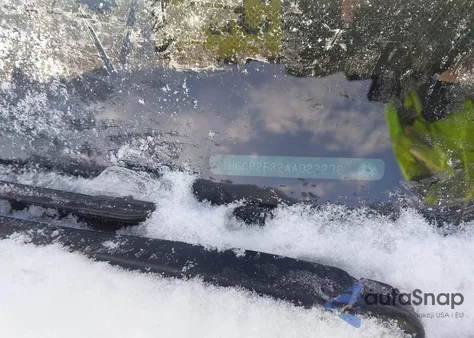 2010 Honda Accord 2.4 Lx from USA, damaged, VIN 1HGCP2F32AA022276